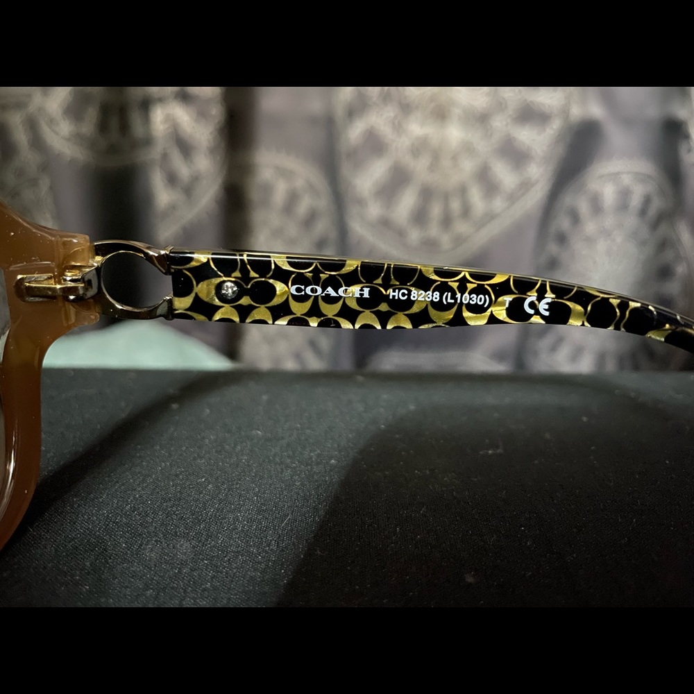 Coach sunglasses - Picture 3 of 8